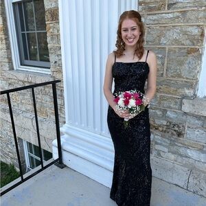 Black Windsor Prom Dress